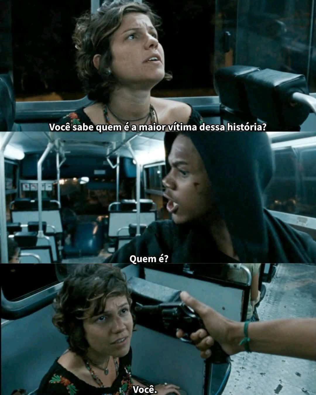 Pode ser uma imagem de uma ou mais pessoas e texto que diz "Você sabe quem é a maior vítima dessa história? 四国究 Quem é? Você. Você."